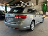 Toyota Avensis Kombi Life 1,8VVT - gebrauchte Toyota Avensis aus dem Jahr 2013
