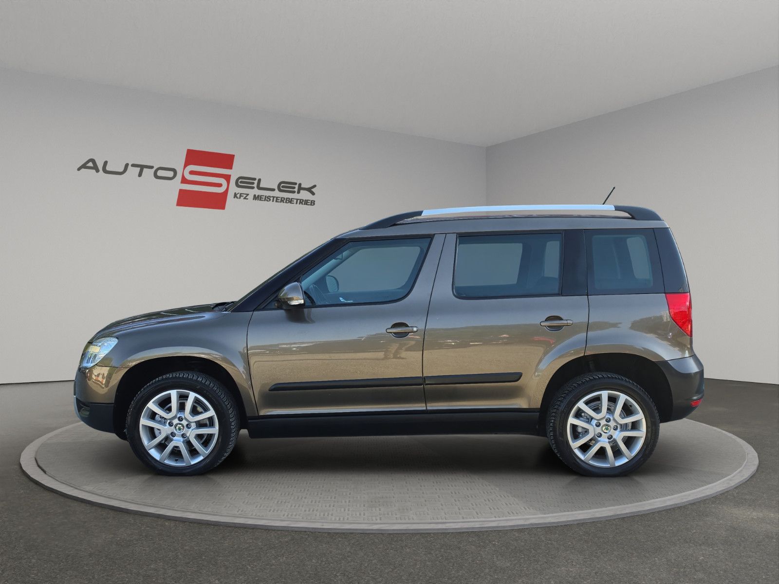 Fahrzeugabbildung SKODA Yeti TDI Ambition Plus Edition 4x4 ALLRAD TEMPOM