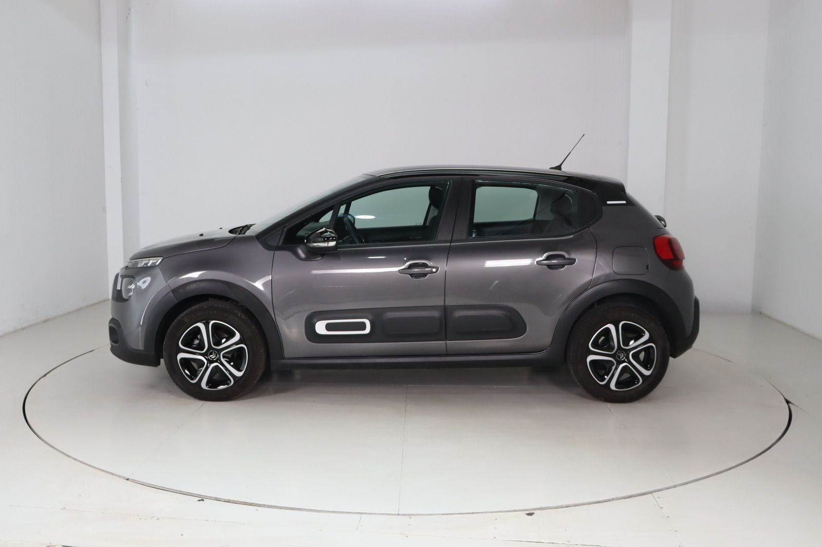 Fahrzeugabbildung Andere Citroën C3 1.2i Plus * Klimautom. * HU 08.2028