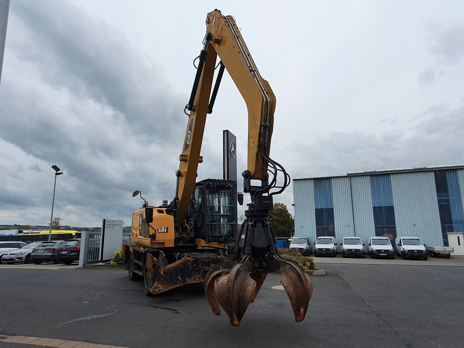 Fahrzeugabbildung CAT MH3024 / MH 3024 / Greifer / 2018 / 9.424h