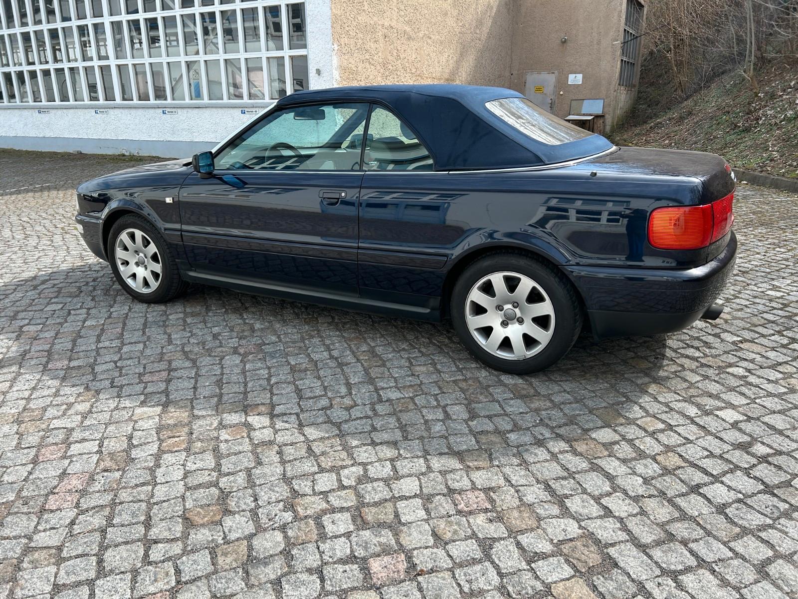 Audi 80 Cabriolet 1.8 20V mit Nappaleder