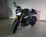 Triumph Speed Triple 1200 RS CFK-Teile & SC-Project - TRIUMPH RS