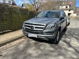 Mercedes-Benz GL 350 BlueTEC 4MATIC - - Mercedes-Benz GL 350: Bluetec
