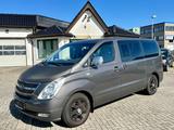 Hyundai H-1 Travel Comfort - graue Hyundai H-1