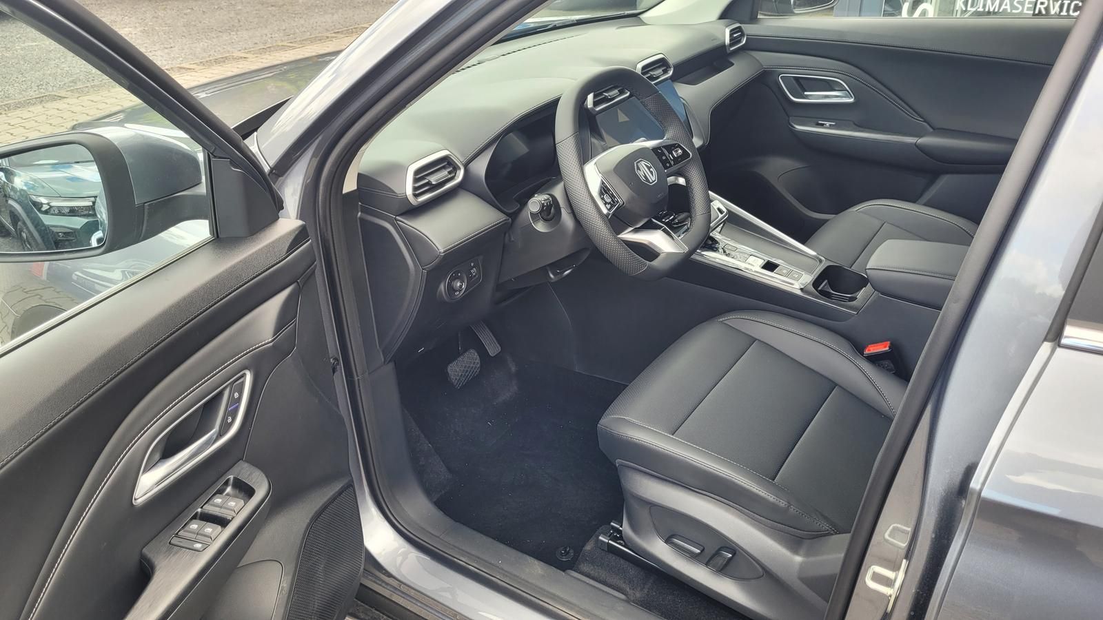 MG ZS