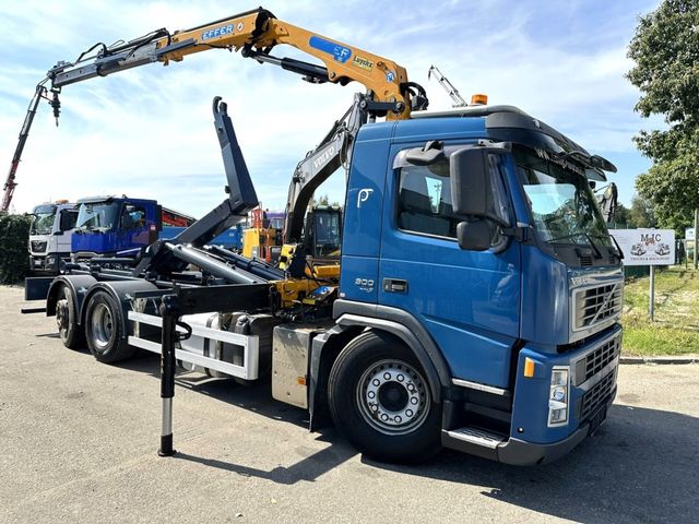 Volvo FM 300 6x2 HOOKLIFT + CRANE EFFER 155-2S - LIFT