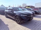 Mercedes-Benz GLC 220 d 4Matic AMG-Line|1.Hand|Alcantara|AHK| - Mercedes-Benz GLC 220 mit Diesel-Antrieb: Blau, Scheckheftgepflegt, Geländewagen