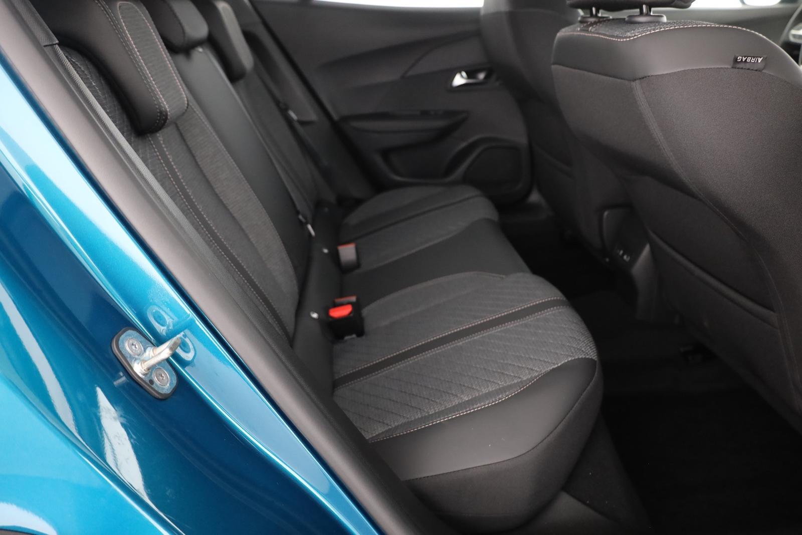 Peugeot 2008 1.2 PureTech LED Navi Tempomat