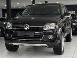 Volkswagen Amarok 2.0 TDI 4M *HIGHLINE*DOKA*LEDER*NAVI*AHK* - Volkswagen Amarok in Stuttgart
