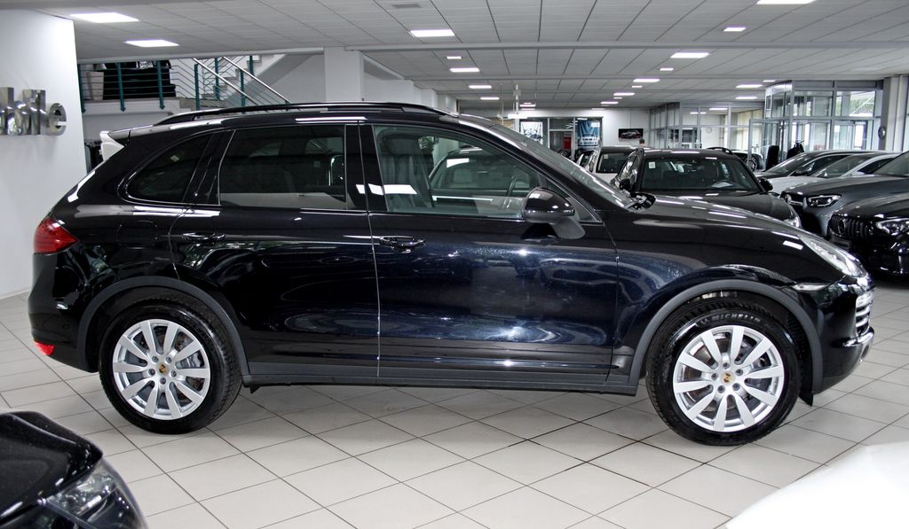 Porsche Cayenne Diesel 2. Besitz LUFT BOSE PANO LEDER