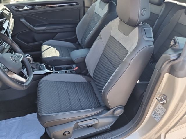 Fahrzeugabbildung Volkswagen T-Roc Cabriolet R-Line 1.5 TSI KAMERA SHZ STHZG