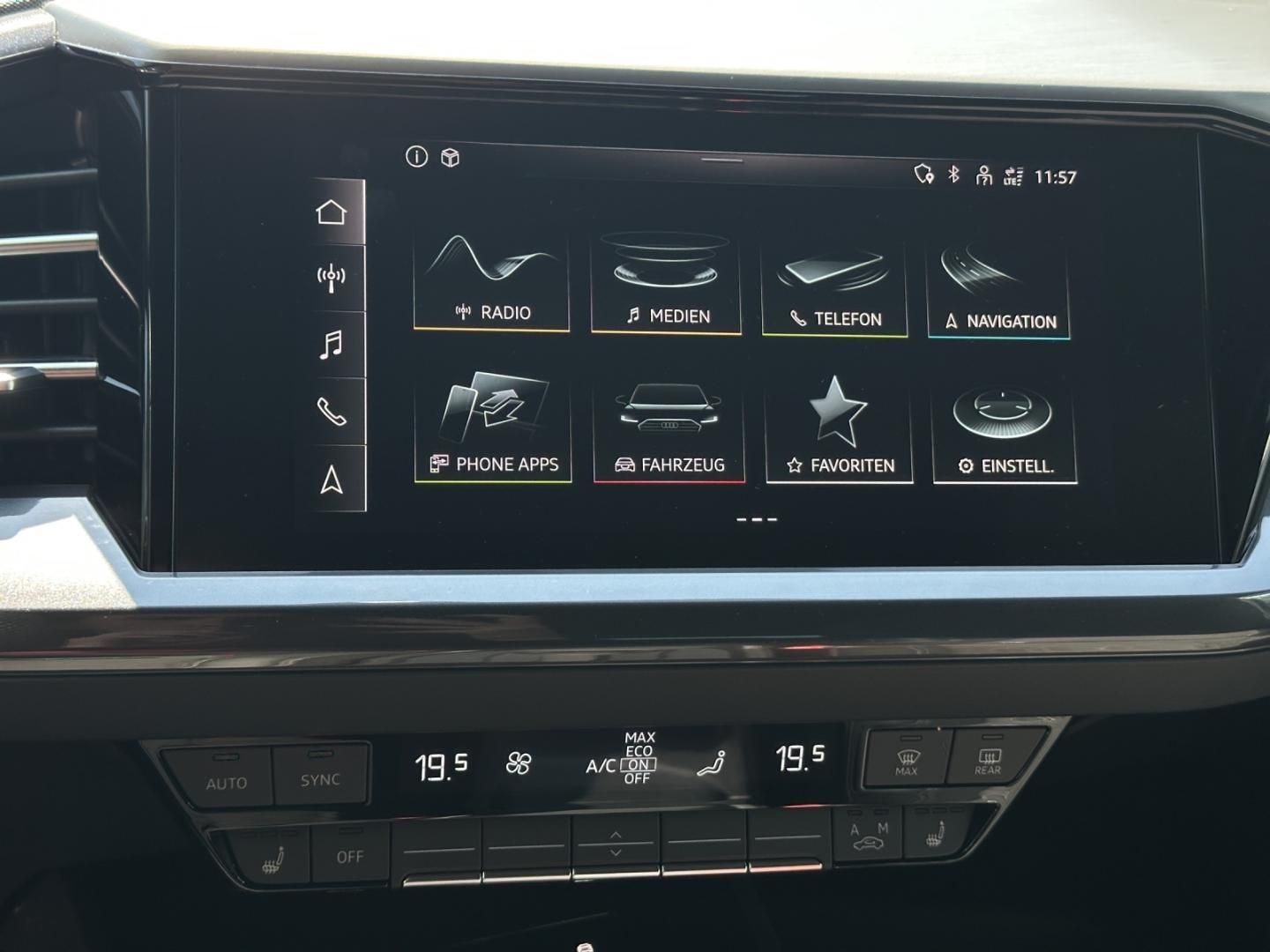 Fahrzeugabbildung Audi Q4 Sportback e-tron 50 quattro, S Line, Pano, As