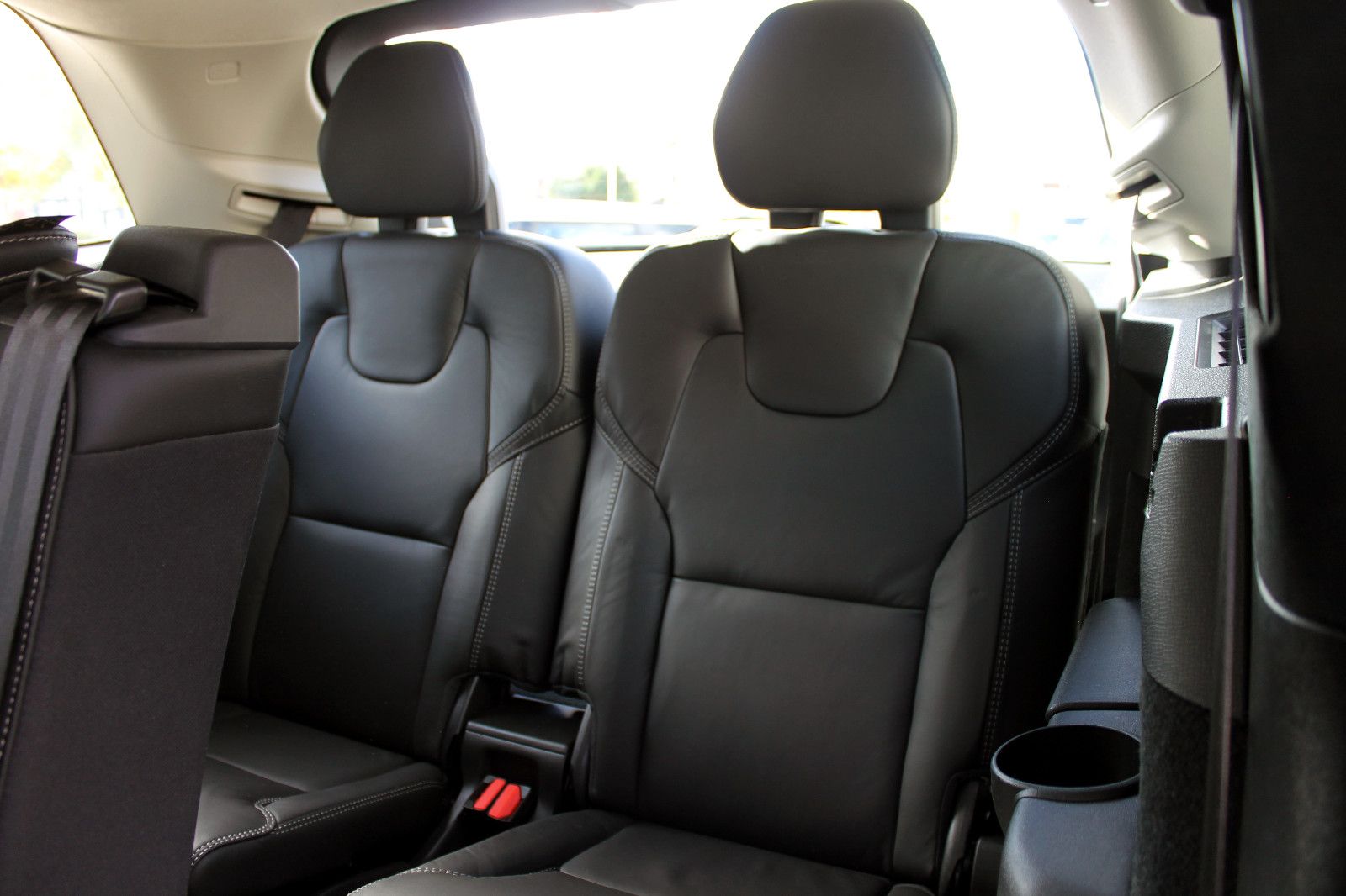 Fahrzeugabbildung Volvo XC90 B5 AWD Ultimate Bright 7-Stz. 360° ACC PANO