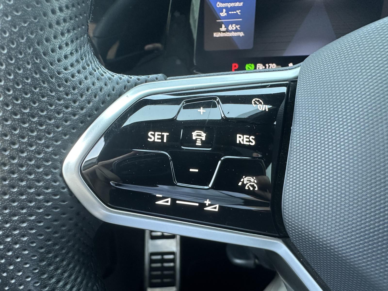 Volkswagen Golf Variant 2.0 TDI DSG R-Line NAV+LED+PANO+ACC, миниатюра 16