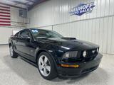 Ford Mustang GT Optik V6 - Ford Mustang aus 2006: Coupe