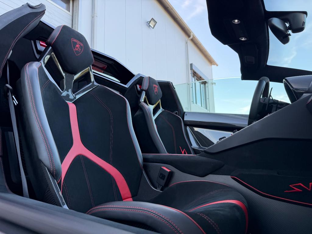 Lamborghini Aventador