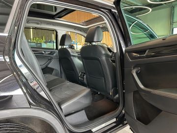 Skoda Kodiaq *7-SITZER*KEYLESS*PANO*MEMORY*AHK*LED*