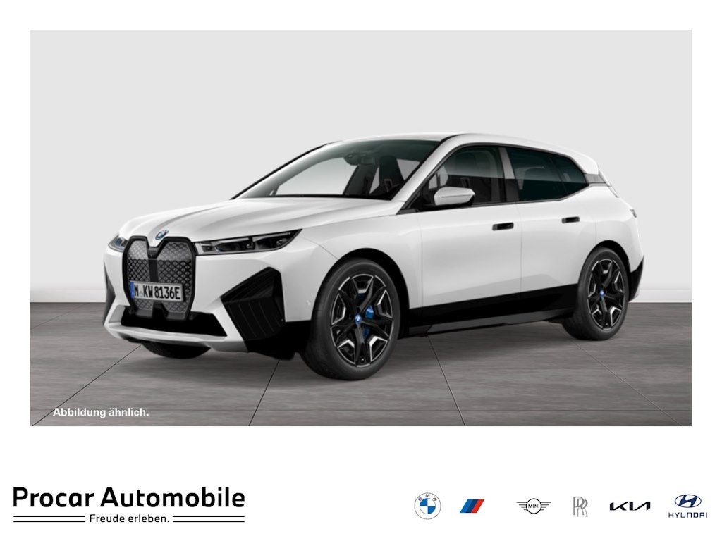 BMW iX