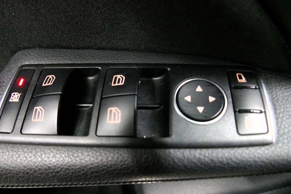 Mercedes-Benz GLA 180