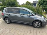 Volkswagen Touran 1.4 TSI SOUND BMT SOUND - VW Touran von privat