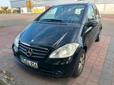 Mercedes-Benz A 160 ELEGANCE BlueEFFICIENCY ELEGANCE - Mercedes-Benz A 160 Gebrauchtwagen in Mannheim