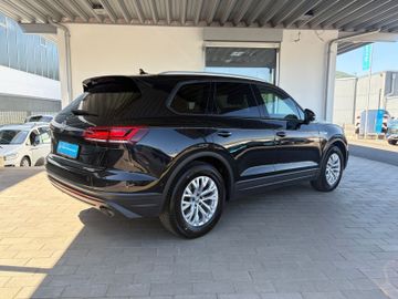 Volkswagen Touareg - 4