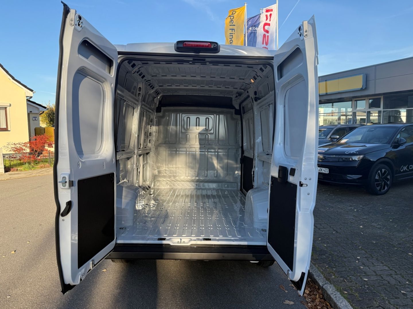 Fahrzeugabbildung Opel Movano 2.2 Cargo L2H2 +Allwetter+Kamera+Carplay