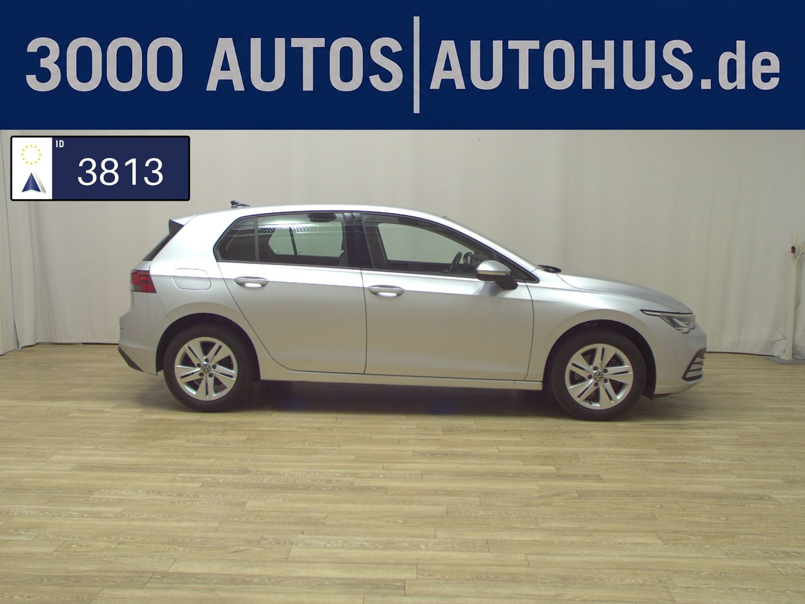 Volkswagen Golf-8 2.0 TDI Life Navi LED DC AHK PDC Shz