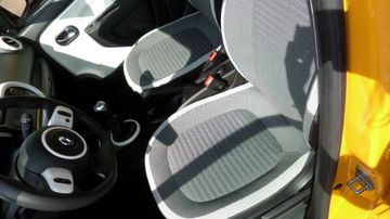 Renault Twingo LIMITED 1.0 SCe 75 PS mit Klang & Klimapa