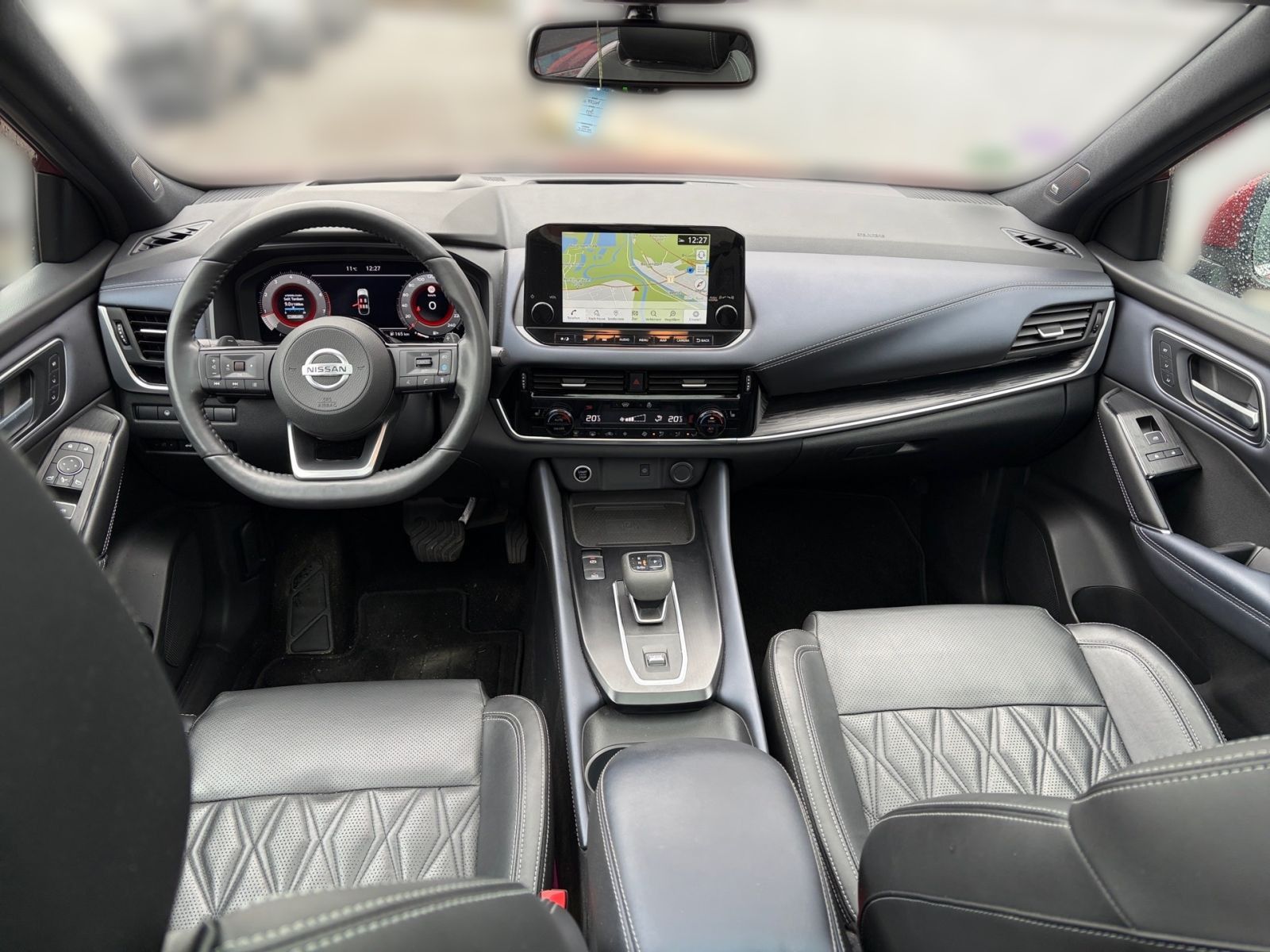 Fahrzeugabbildung Nissan Qashqai 1.3 DIG-T Tekna+*Navi*360°Kamera*Pano*