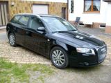 Audi A4 Avant B6 schwarz 2,0 20V 96 Kw 131 PS - Audi A4 aus 2006: 1.9