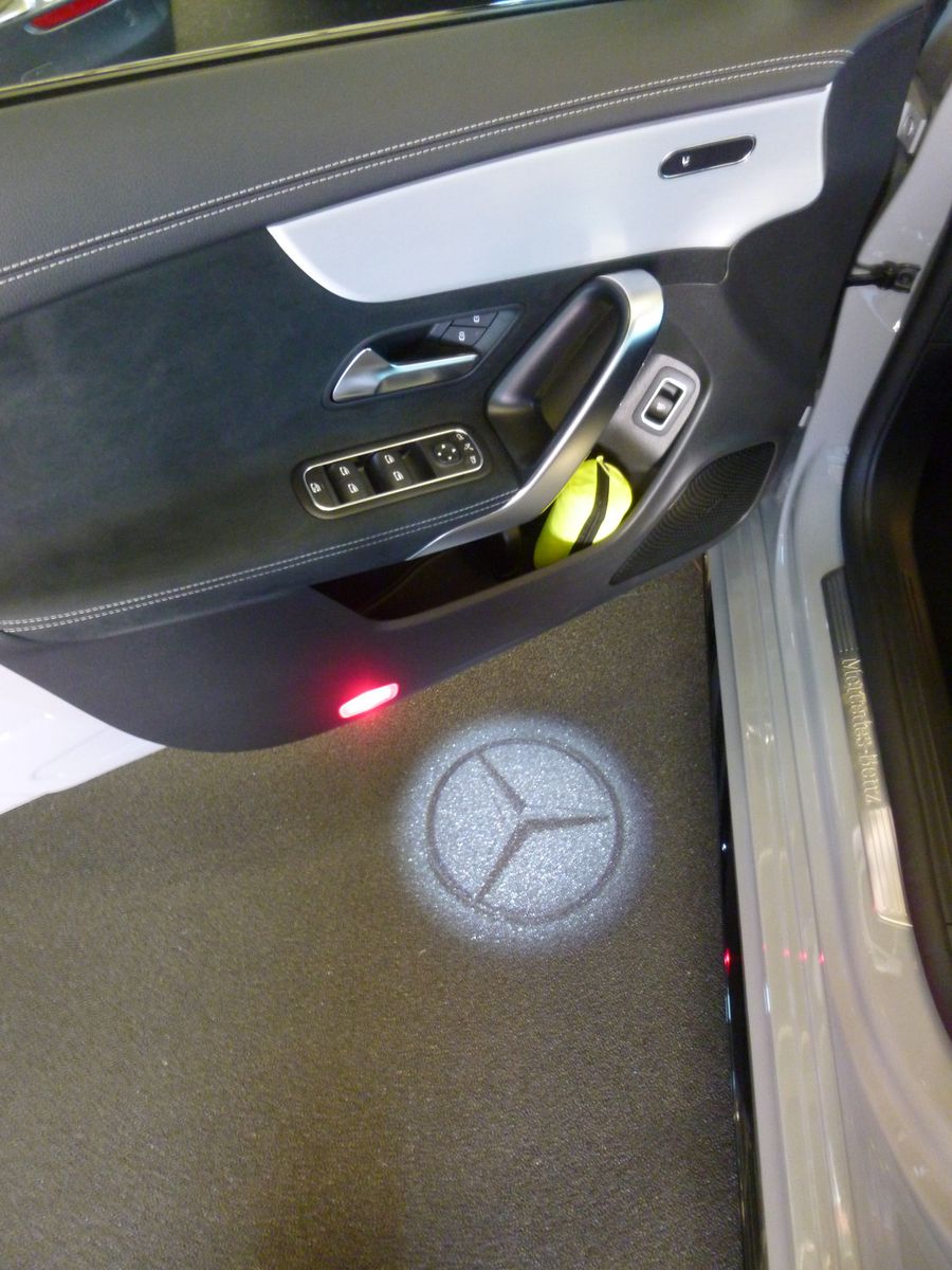 Mercedes-Benz CLA 180 AMG Sp. Edition Kamera Panod Totw Night foto 14