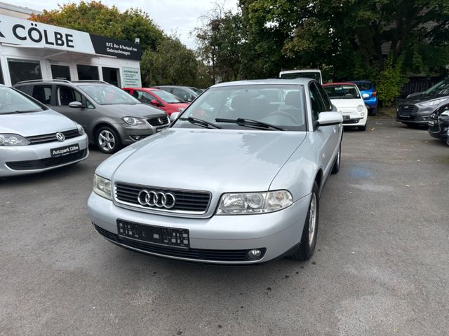 Audi A4 1.6 Facelift * TÜV 8/2026