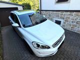 Volvo XC60 D5 AWD Ocean Race Geartronic Ocean Race - Volvo XC60 Gebrauchtwagen in Dresden