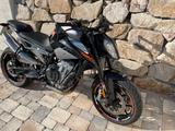 KTM Duke 790