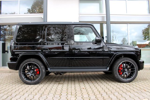 Mercedes-Benz G63 AMG/ NIGHT/ TV/ MANUFAKTUR/ STANDHZG./ AHK Mercedes-Benz G63 AMG/ NIGHT/ TV/ MANUFAKTUR/ STANDHZG./ AHK