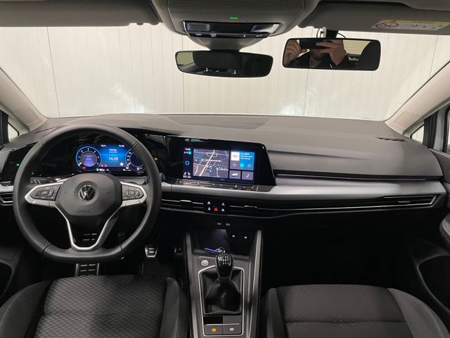 Golf VIII Active 2.0 TDI FAHRSCHULWAGEN