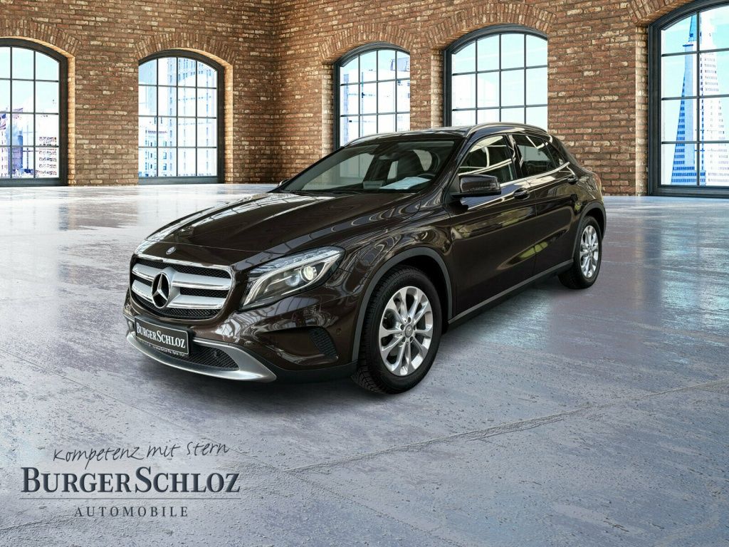 MERCEDES-BENZ GLA 180 Urban Urban/BI-XENON/SHZ/LM/PDC