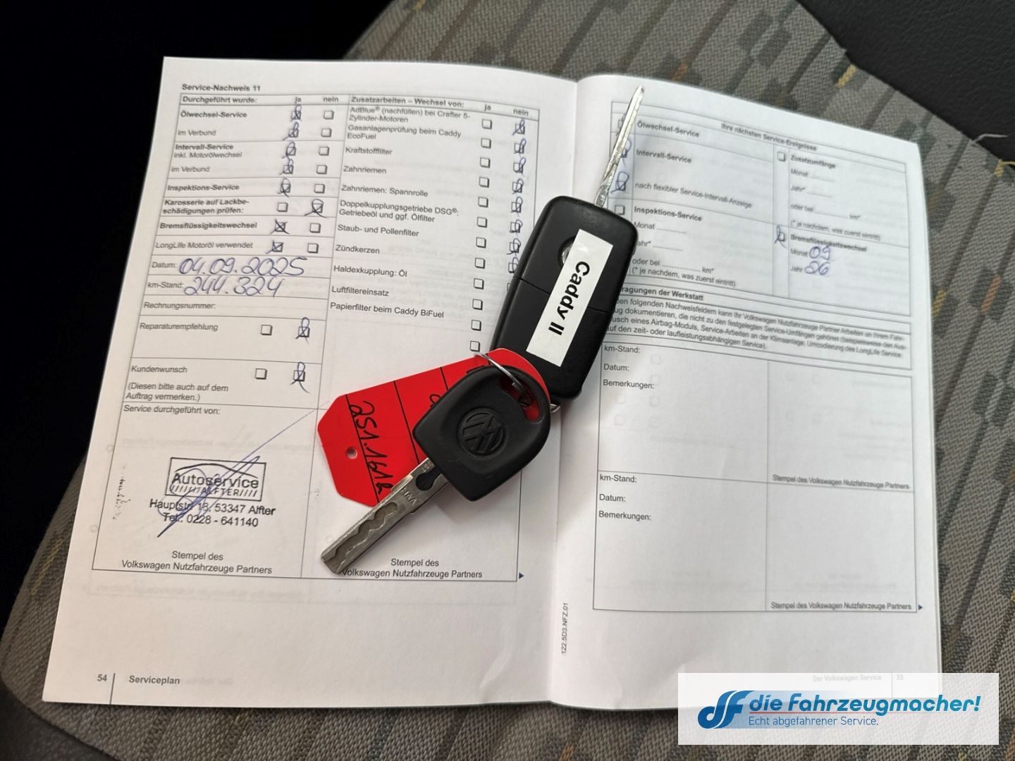 Fahrzeugabbildung Volkswagen Caddy Kasten TÜV 09/26 AHK Klimaauto *EXPORT