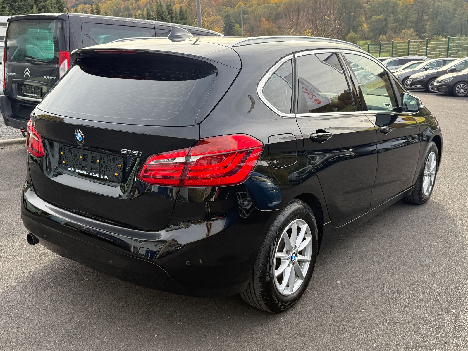 Fahrzeugabbildung BMW 218 Active Tourer Advantage GRA LED PDC SHZ