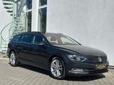 Volkswagen Passat Var. ComftLn BMT *1.Hnd *SHZ *Bluetooth - gebrauchte Kombis