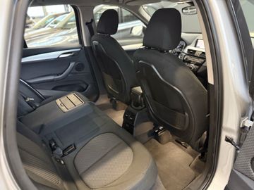 BMW X1 - 11