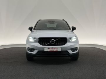 Volvo XC40 - 2
