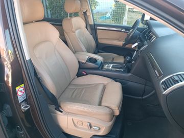 Audi Q7 - 11