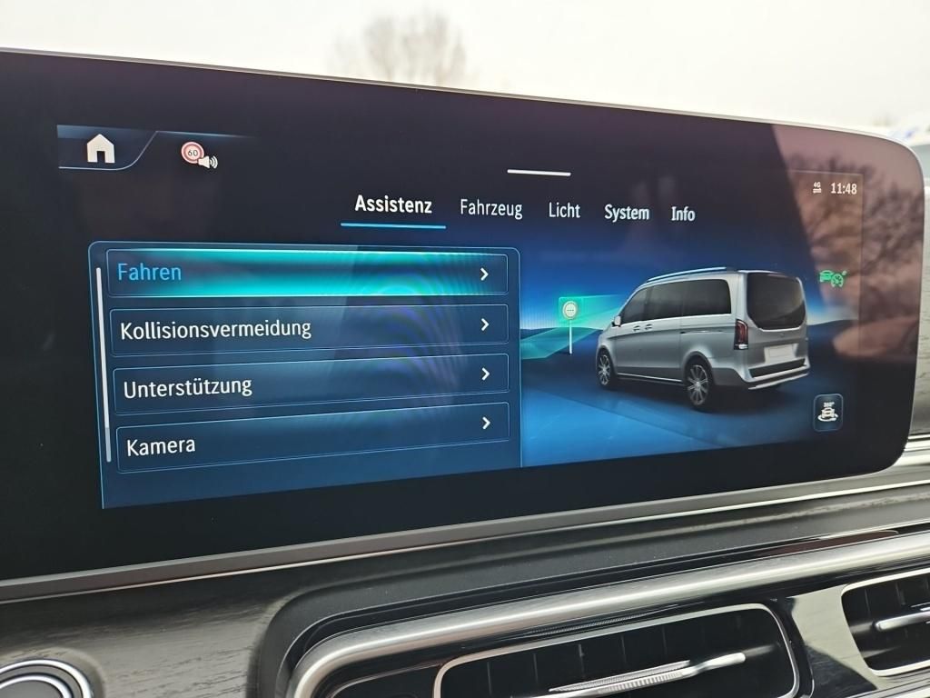 Fahrzeugabbildung Mercedes-Benz V 300 AVG extralang 4x4 7 Sitze 2,5tAHK AMGFront