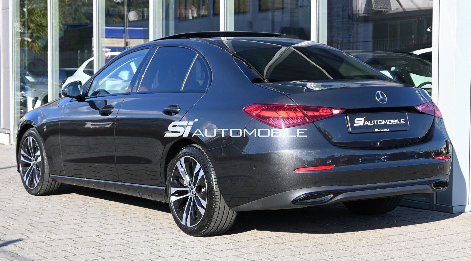 Fahrzeugabbildung Mercedes-Benz C 220 d Avantg. °ACC°NIGHT°PANO°STANDHEIZ°SOUND°