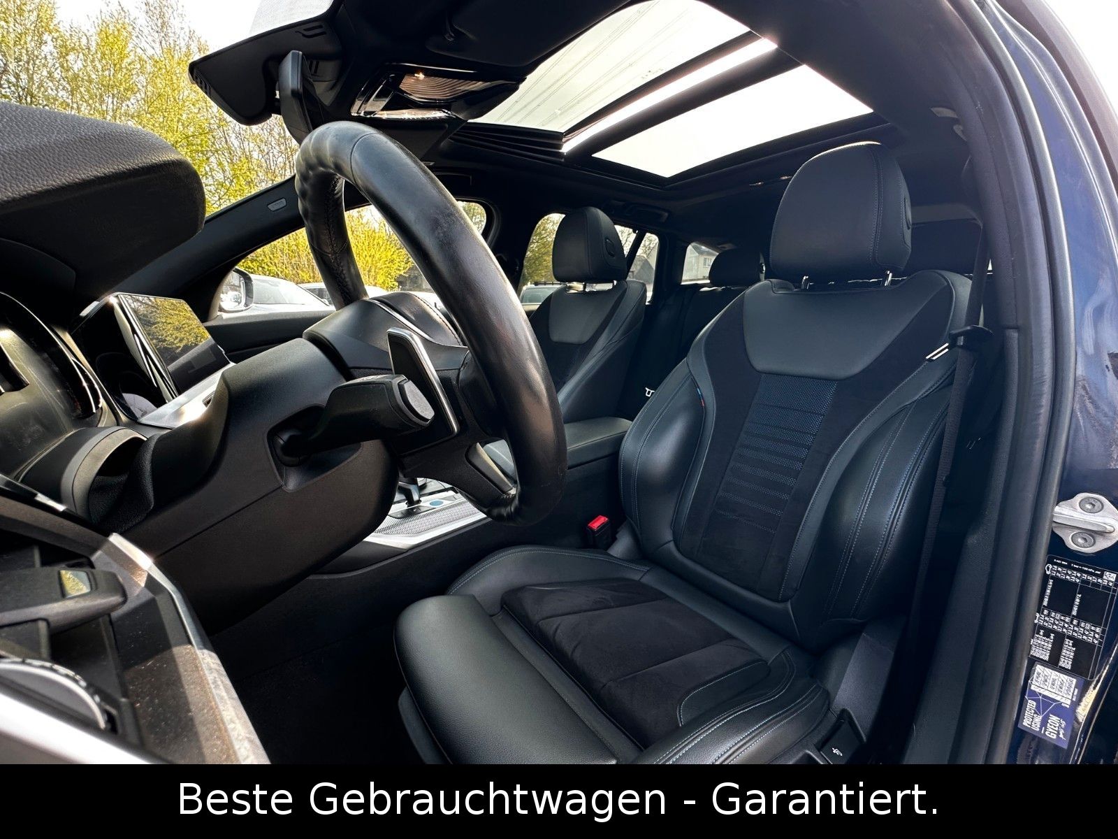 BMW 320i Touring M Sport Auto * PANORAMA * NAVI *TOP foto 14