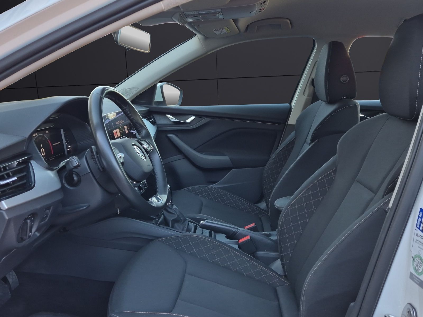 Fahrzeugabbildung SKODA Scala TSI Ambition DSG LED Navi AID GRA PDC SH L