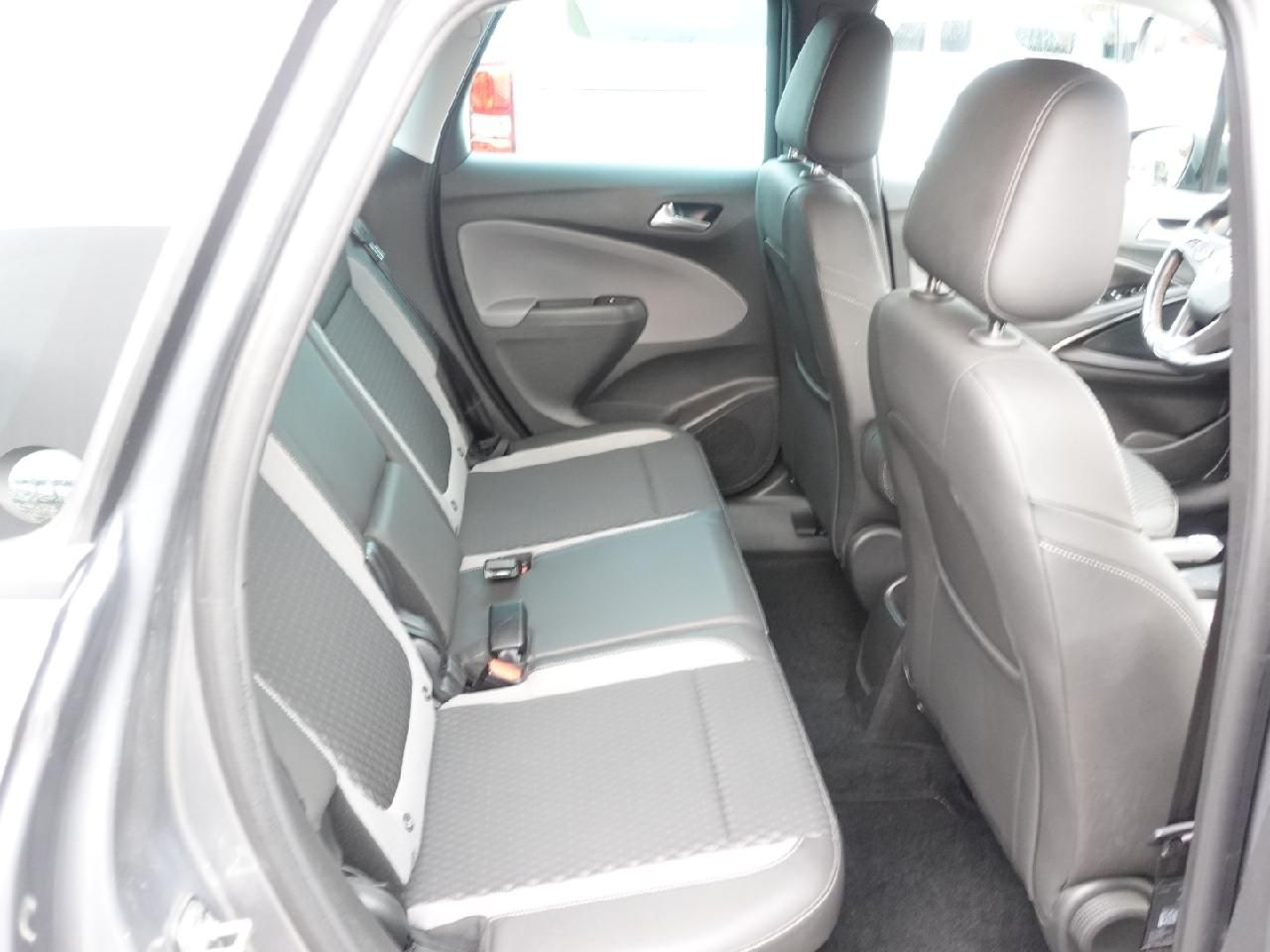 Fahrzeugabbildung Opel Crossland 1,2 Innovation Automatik