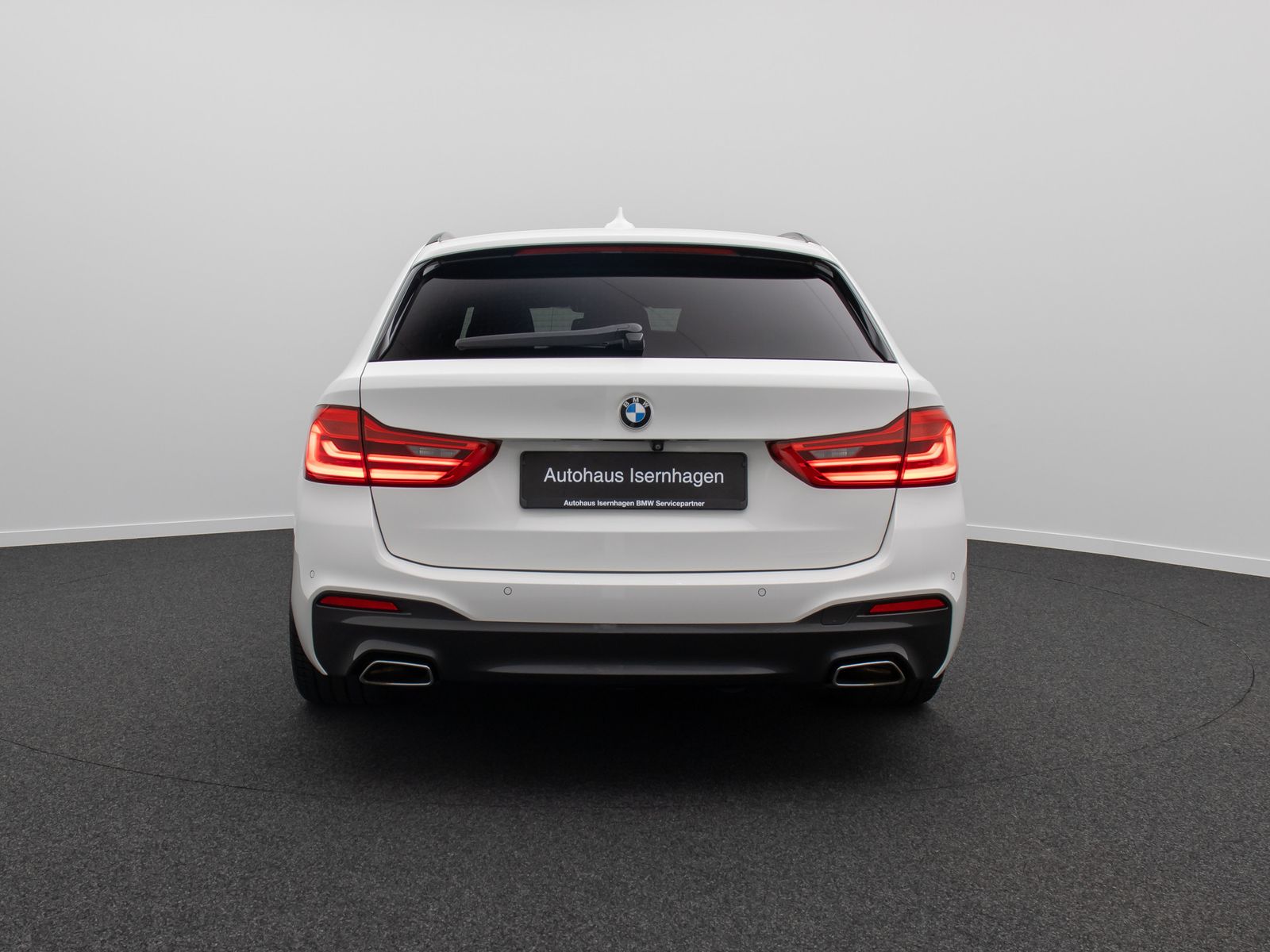 Fahrzeugabbildung BMW 520d M Sport HUD HiFi Panorama 20" Motorschaden!